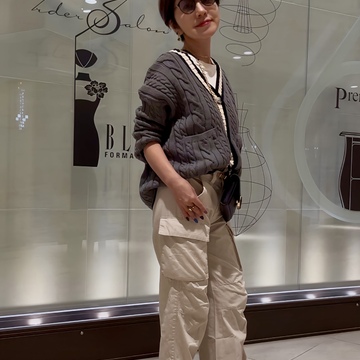 お仕事スタイルは、ZARAとH&Mのミックスコーデ。