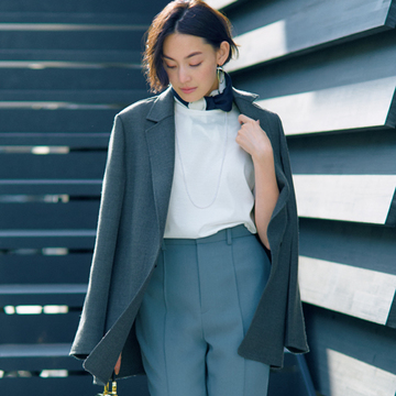 【夏から秋への着回し1】白Tシャツはジャケットオンで格上げ