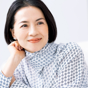 化粧水と乳液のライン使いがポイント！「夜の味わう乳液」で肌をたっぷり潤す