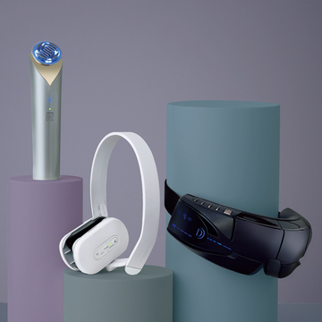 【50代の感動美顔器】片岡えりさんが厳選！たるみ&コリにアプローチする美顔器3選