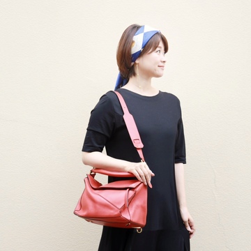 「大きく効かせる」痩せ見え黒ワンピースで、楽してスタイルアップ♪