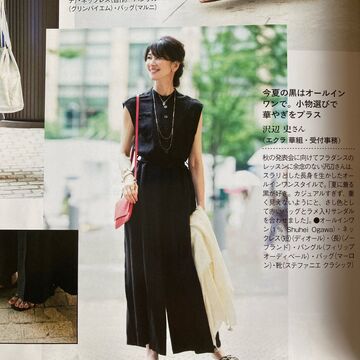 ブラックオールインワンコーデ