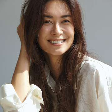 【ステムボーテならかなう“LESS is MORE”なスキンケア】ブレンダ 心地よく、キレイな年の重ね方