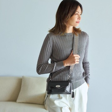 人気モデルのエクラスペシャル別注が完成！ 便利！かわいい！おしゃれ！な「A.D.M.J.」の"お財布バッグ"