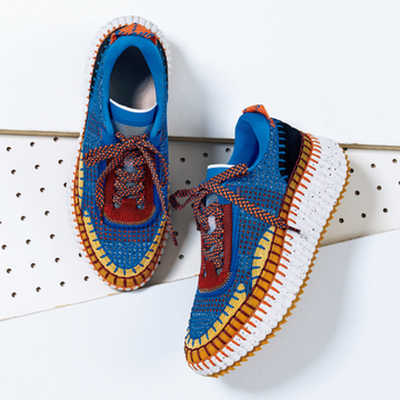 【冬コーデのワンポイントアイテム2選】クロエのサステイナブルスニーカー＆グッチのGGパターンパンツ