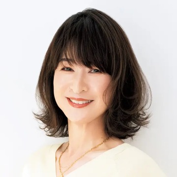 くせ毛＆うねりをおしゃれに見せる！50代のお悩み解消ボブヘア5選