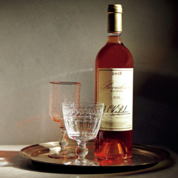 滋味豊かで円熟味ある大人のロゼ『プロヴィダンス ロゼ』【今週末、持っていくならこの1本】