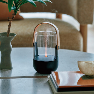 【心地よい空間は、夏家電から】香りも視覚でも楽しめる“アロマディフューザー”で心穏やかに過ごす