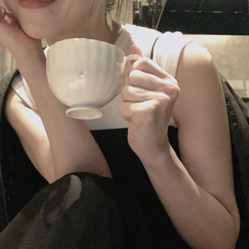 元銀行だったのに…素敵なカフェに大変身