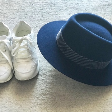 ヘビロテ！ZARAのホワイトスニーカー☆