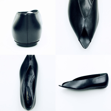 すき間からのぞく指が美しい「セルジオ ロッシ」のオープントゥのパンプス