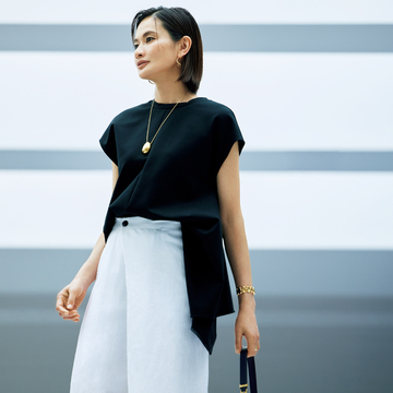 【美映えトップス×涼感パンツ】アシンメトリーな黒Tをトレンドのラップパンツでぐんとモードに