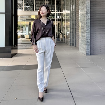 秋のイベントコーデはトレンドのリッチブラウンを纏い大人エレガントに