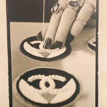 a' mains leve'es CHANELを紡ぐ手 