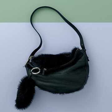 エクラ編集部スタッフがひと目惚れ！レスポートサックのトートバッグ＆バーバリーのナイトバッグ