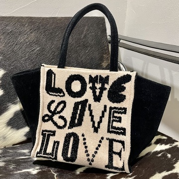 花柄じゃないフェイラー、あるんです！