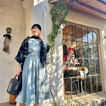 艶ワンピースで外国風カフェ２軒！