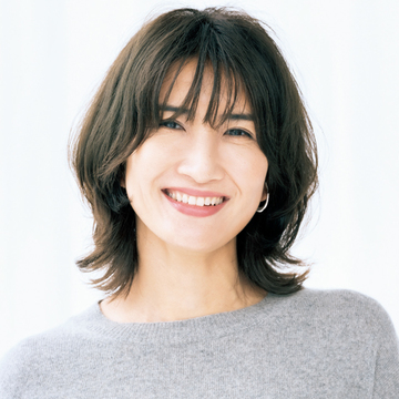 「顔まわりカット」でやわらかな雰囲気のボブヘアにイメチェン！【50代髪型・ヘアスタイル】