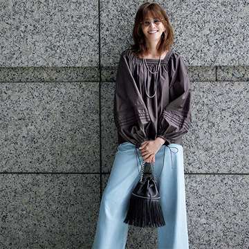 デニムとも好相性！カフタン風プルオーバータイプのブラウス