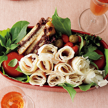 お重を器に！宴気分盛り上がる「和＆イタリアンのオードブル」【有元葉子さんのお花見おつまみ】