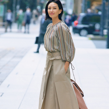 【ローファー×ナチュラルトーンコーデ】甘めコーデを受け止める端正なマニッシュ靴と