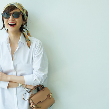 最愛の白シャツを味方に！ビッグ＆ワイドのワンツーコーデ【富岡佳子、夏の私服スタイル】