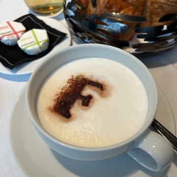 "Fauchon l'Hôtel Paris（フォションホテル パリ）で朝食を　【パリの朝食】