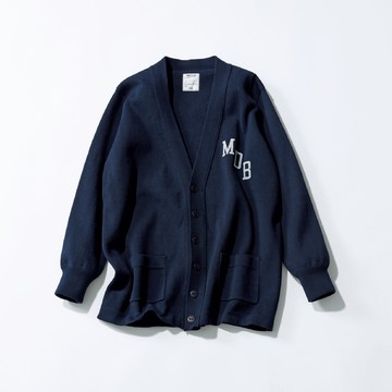 エディター・編集者が選んだ“私に似合うネイビー”はこれ！【Jマダムに似合う主役ネイビー】