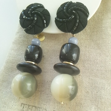 THE Dallas のイヤリング