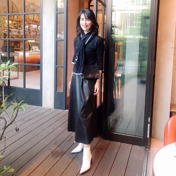 ブラック&ホワイトで女子会ランチ