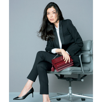 キャリア女性にフィット！黒パンプス名品カタログ　五選