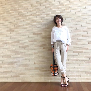 華奢見えシャツ×twoコーデ
