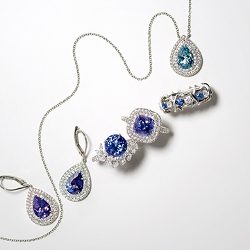 【カラーストーンのパワーをまとう】冷静な気持ちにさせてくれる「気高きブルーの色石」