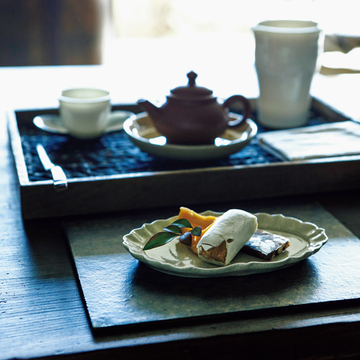 【感性を磨く京都】話題の「池半分室」で鴨川を眺めながらお茶を楽しむ