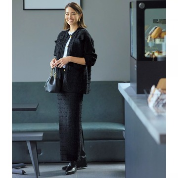 きちんとシーンにも対応！「徳原文子×Whim Gazette」ツイードニットジャケット&タイトスカート