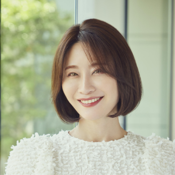 50代若見えにも効果大！フレッシュな魅力を引き出す洗練ツヤボブ【50代髪型・ヘアスタイル】