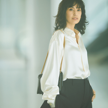 リーダーの知性・品格を引き立てる「シャンパンベージュ」コーデ3選【エグゼクティブ女性の「ベージュ」スタイル】