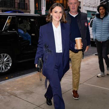 40代を迎えたキーラ・ナイトレイが絶好調！ 芸能一家出身Aリスト俳優の現在【セレブな履歴書】