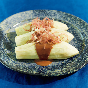 3種のタレで味変も楽しめる「丸ごと蒸しなす」【料理家ウー・ウェン「蒸し料理」】