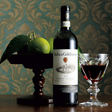 空に溶け込むようなスミレやチェリーの華やかな香り、キャンティ・クラシコ【飲むんだったら、イケてるワイン】