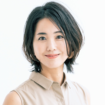 「ちょいフォルムカット」でいいことずくめの前上がりボブに！【50代髪型・ヘアスタイル】