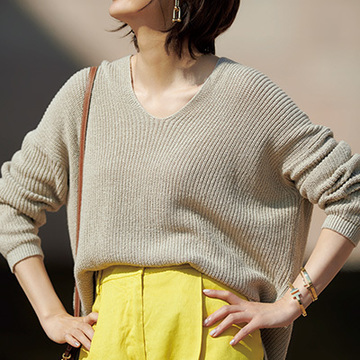 富岡佳子が着こなす【リッチベージュ】３系統のニュアンスカラーと"親戚カラー”絶妙コーデを徹底攻略