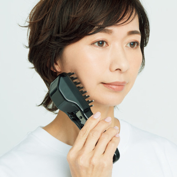 人気へアメイク愛用！「デンキバリブラシ」の使い方は？【「ブルドッグだるみ」と「ヤギだるみ」】