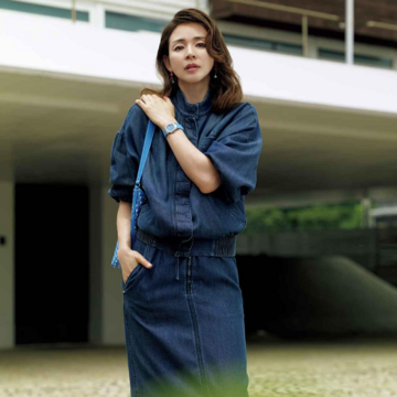 小物で軽やかなアクセントをプラス！インディゴデニムの着こなし【SHIHOがまとう“夏の青”】