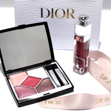 ふんわりピンクな目元とふっくらリップでエイジングケア♪