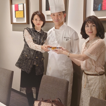 プリンの女王×中之島リーガロイヤルホテルコラボプリンを食べに♪