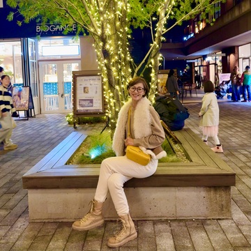 ユニクロ暖パンは冬の救世主！イルミネーション煌めくクリスマスの街歩き