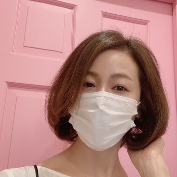 自分に似合うヘアスタイルを探して。