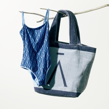 オフの日にぴったりなアライアのメッシュバッグ、「アマン 東京」のプールで映えるバッグ＆水着