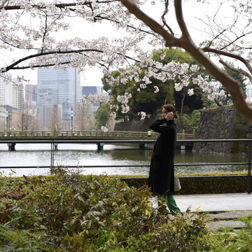 ZARAグリーンパンツで皇居外苑スタバへ♡